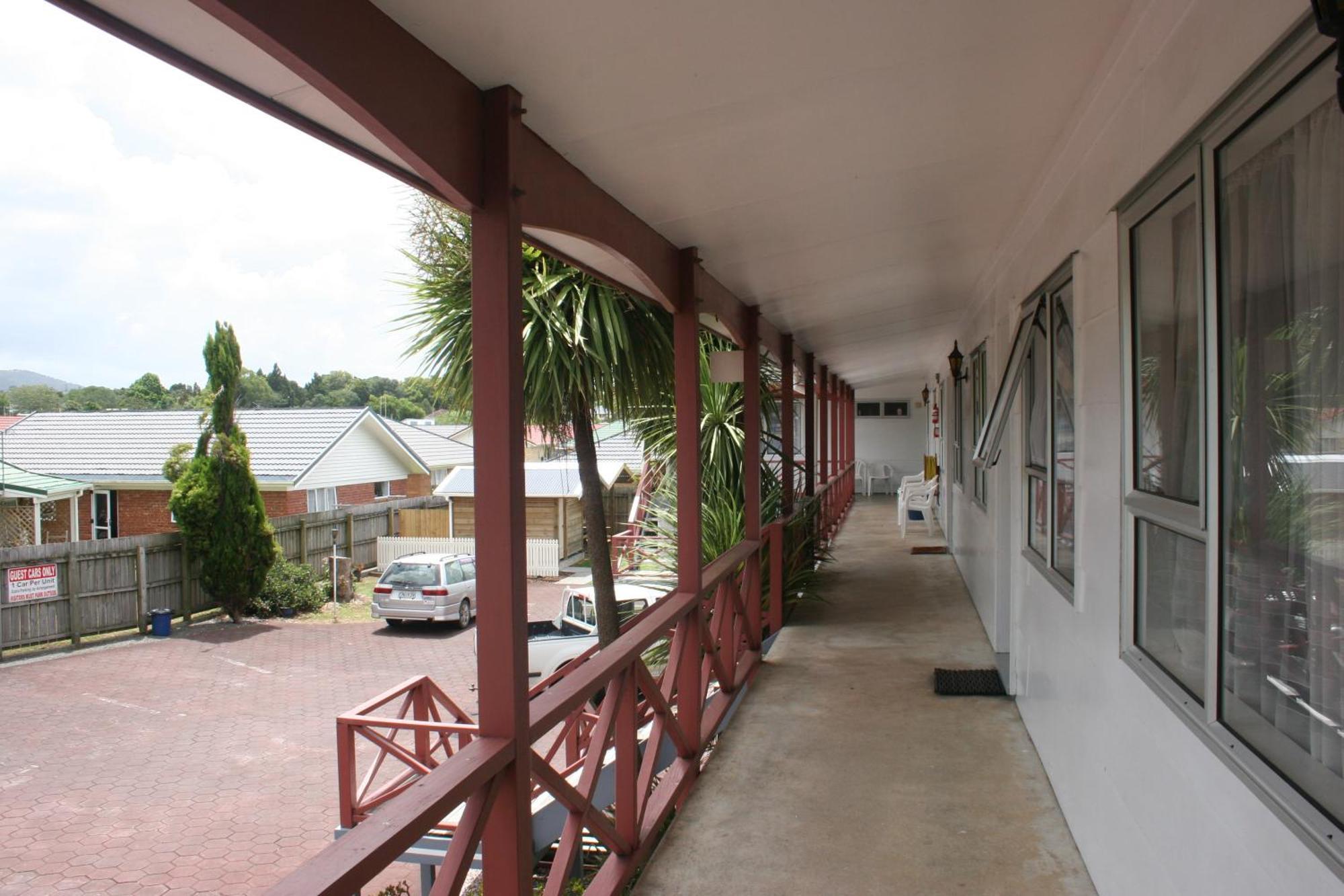 Burgundy Rose Motel Whangarei Bagian luar foto