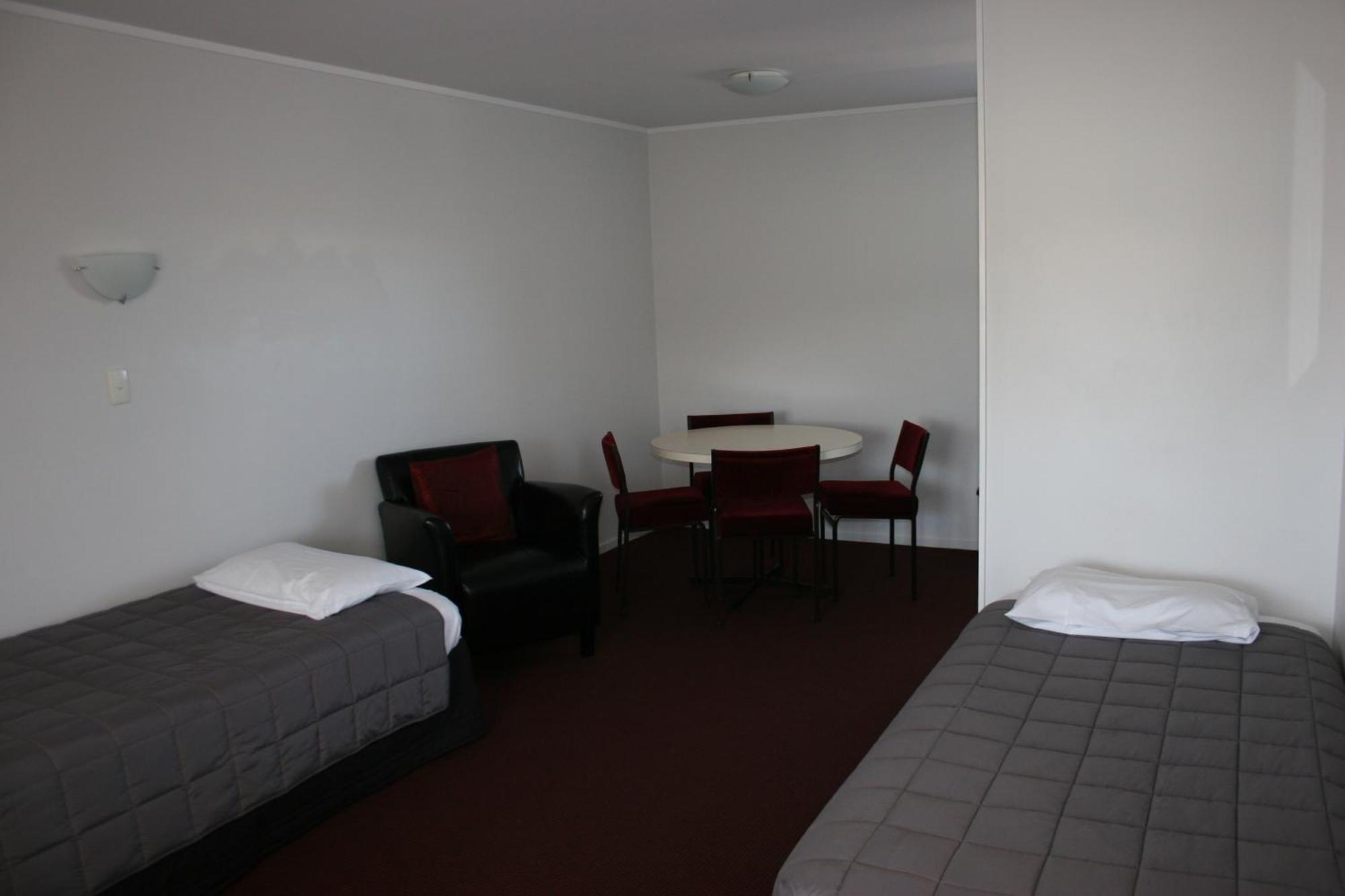 Burgundy Rose Motel Whangarei Bagian luar foto