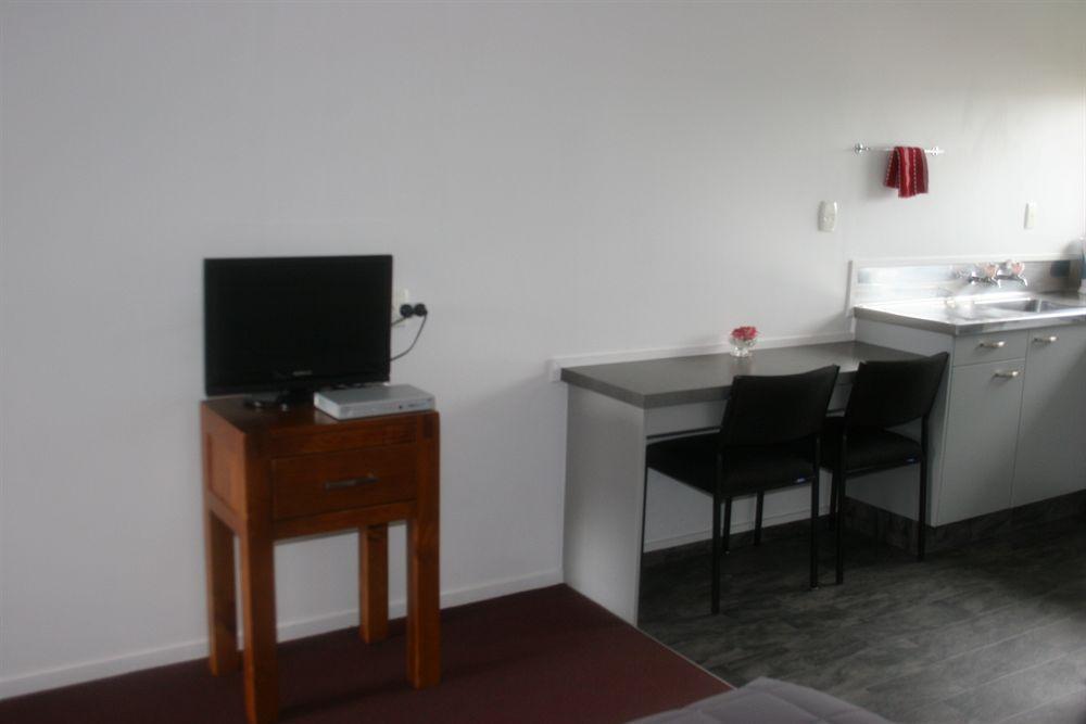 Burgundy Rose Motel Whangarei Bagian luar foto